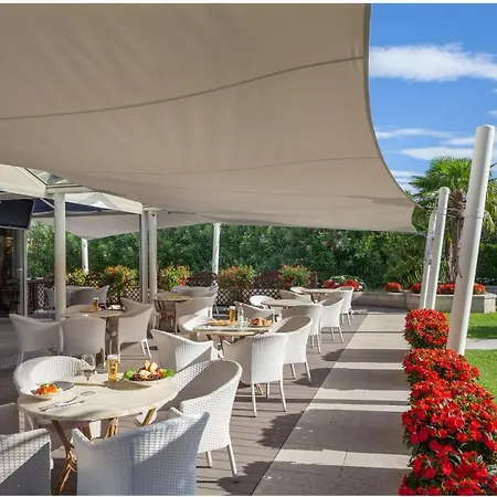 Savoy Palace - Tonelli